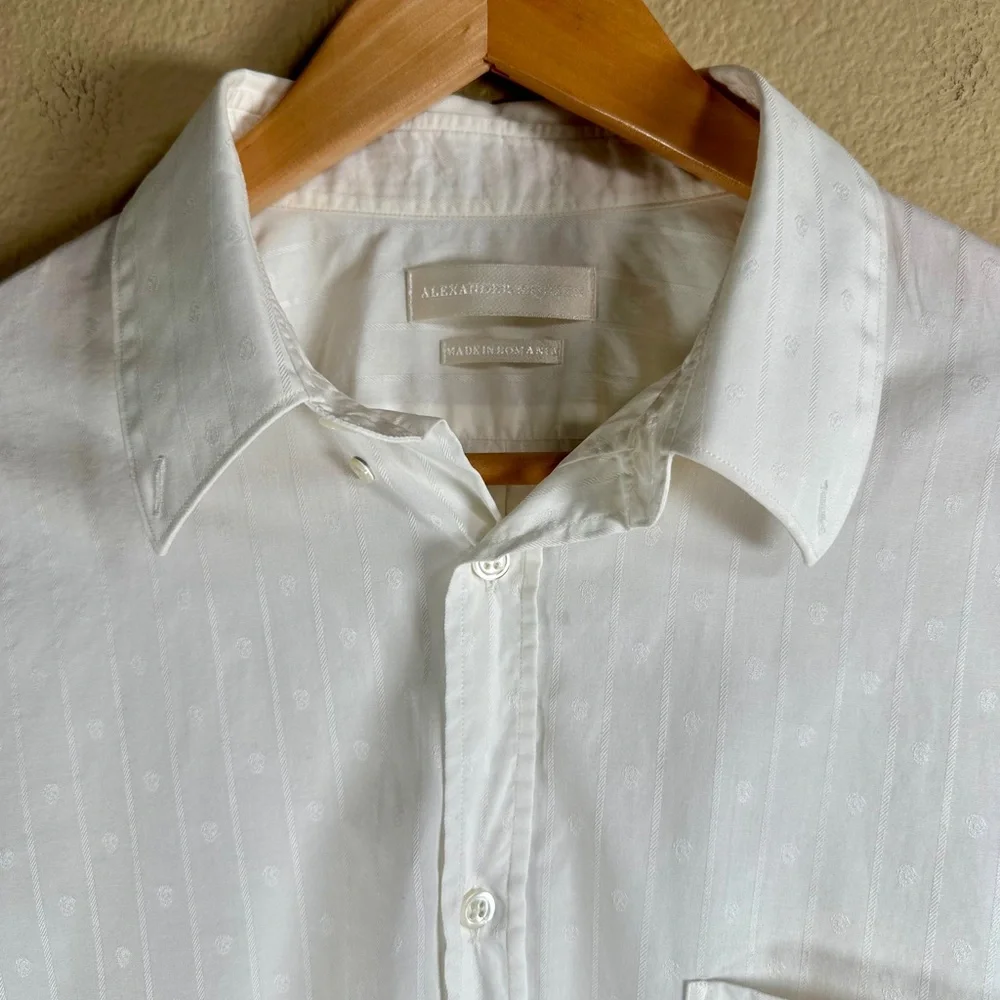 Alexander McQueen Men's White Textured
Casual Shirt Size 52; US L - Picture 3 of 11